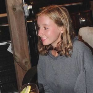 Meet your Posher, Camille